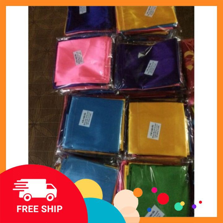1 SET 8 CHIẾC CỜ CHUỐI ĐỦ MÀU - CỜ VẢI SATANH CỰC ĐẸP