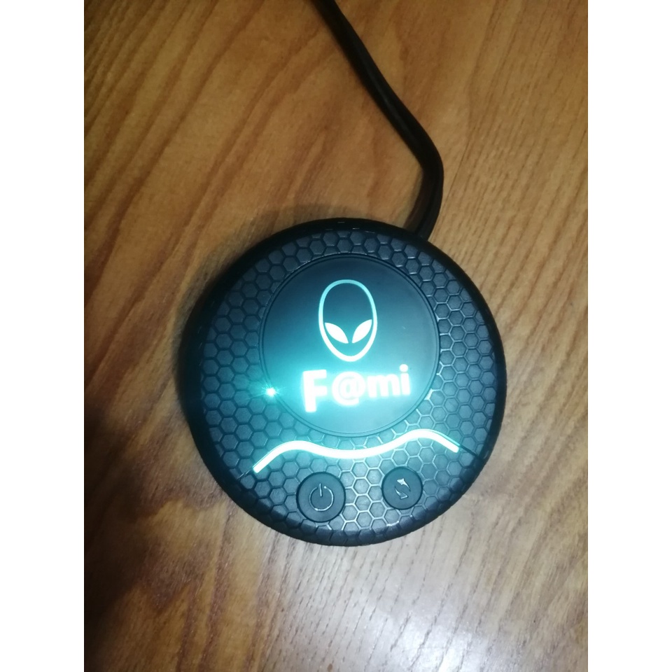 Nút Nguồn Đa Năng Fami Tròn Dán Kèm Giá Treo Tai Nghe Sử Dụng Cho Phòng Game Nét