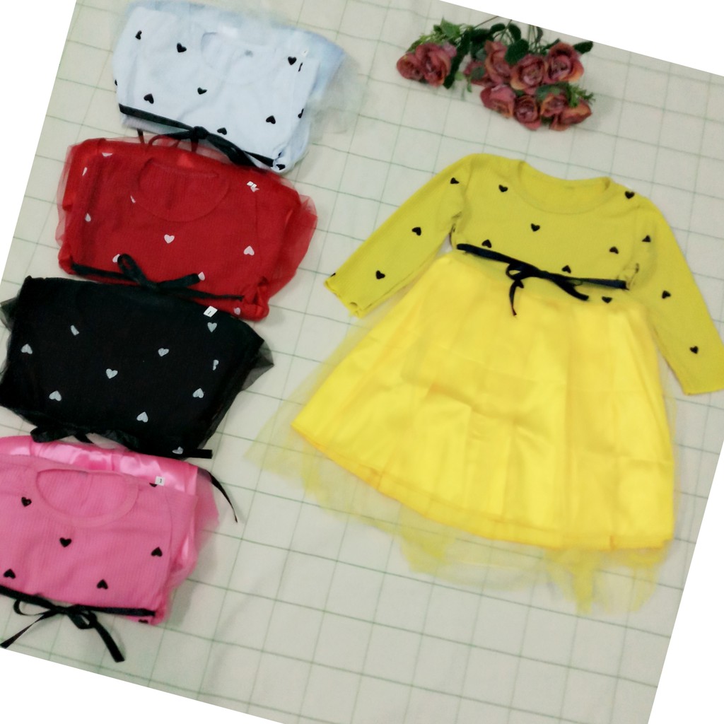 Đầm váy bé gái dài tay cotton len cho bé từ 8kg đến 20kg( màu đỏ, hồng, vàng, trắng, đen)