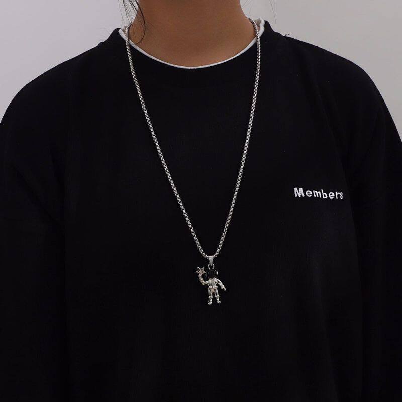 Vòng cổ mặt hình phi hành gia Hàn Quốc JP6 bằng thép không gỉ