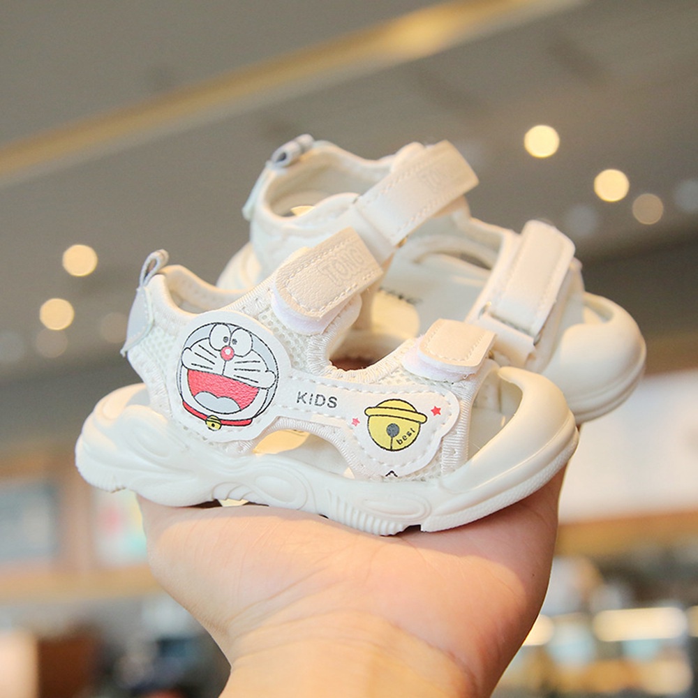 Giày sandal đế mềm in hình Doraemon cho bé trai và bé gái