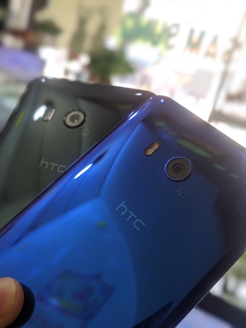 Điện thoại HTC U11 2 Sim nguyên zin 99% giá tốt nhất tphcm