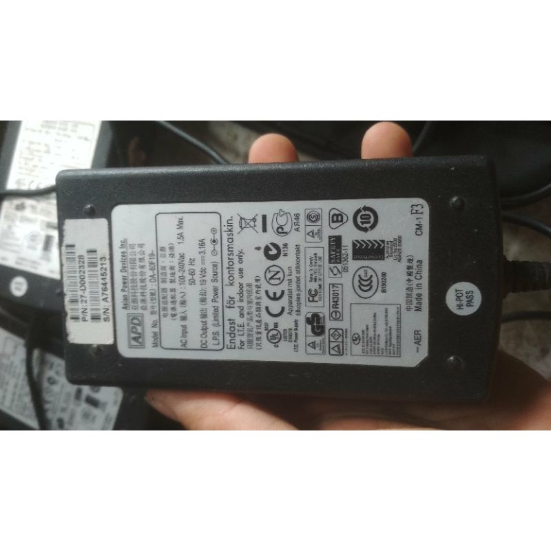 nguồn Adapter 19v