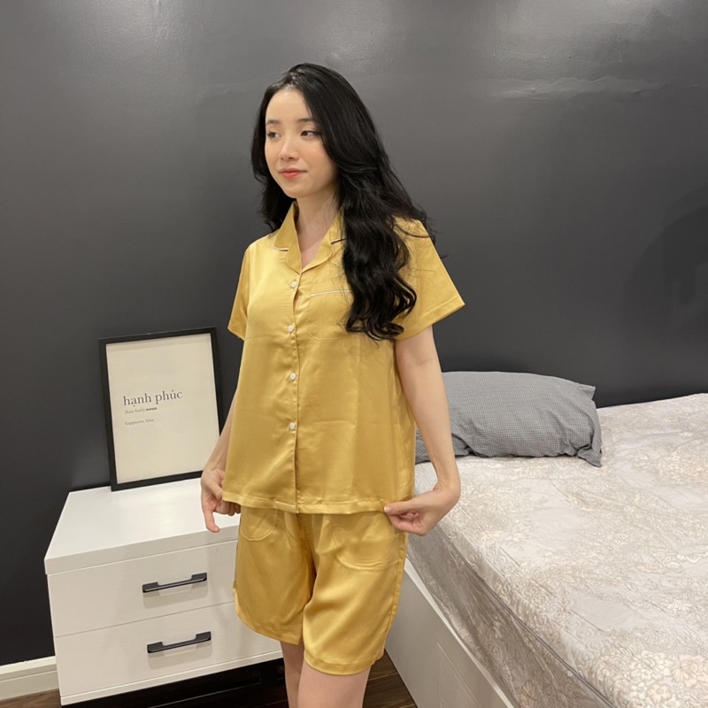Bộ Lụa Latin, ngọc trai  trơn màu vàng be - chất đẹp mịn cực mát , đường may đạt chuẩn, quần dài , đùi