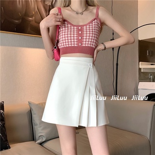 Chân váy chữ A cúc lệch dập ly một phần