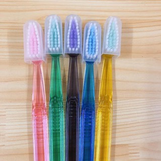 ( 1 lon 25 chiếc) BÀN CHẢI ĐÁNH RĂNG DR HAPPY CÓ NẮP ĐẬY