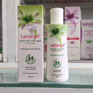 Lactacyd dung dịch rửa phụ khoa ( lá trầu không & nước hoa hồng)
