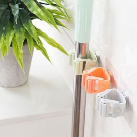 Kẹp treo dụng cụ vệ sinh và chổi lau nhà, kẹp treo đồ gia dụng dán tường đa năng GC02