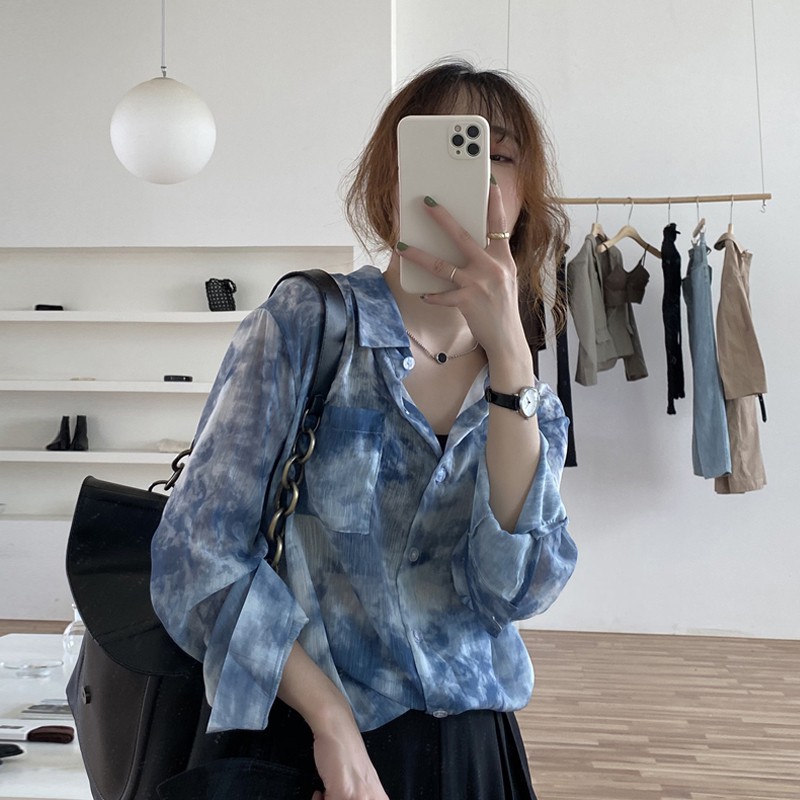 Áo Sơ Mi họa tiết unisex loang màu xanh dương in chữ dáng rộng cá tính, siêu đẹp | BigBuy360 - bigbuy360.vn