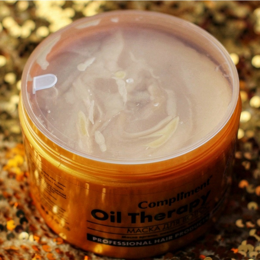 Ủ tóc Oil Therapy Compliment Argan Oil phù hợp với mọi loại tóc, giúp phục hồi tóc hư tổn, chẻ ngọn, giảm tóc gãy rụng