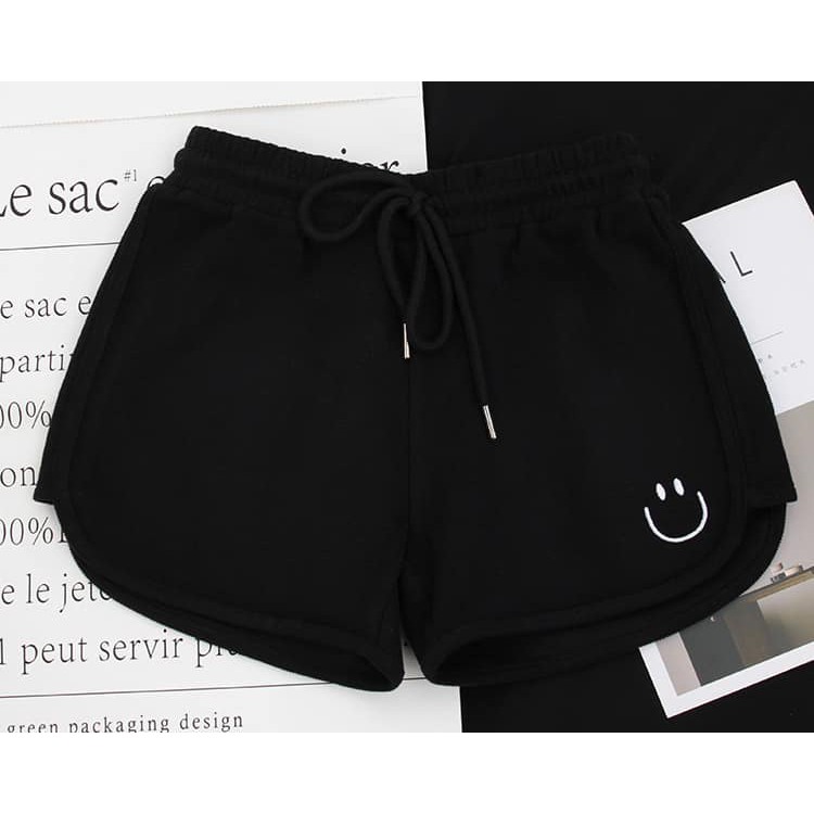 Quần Đùi Ngủ Nữ Mặc nhà In Hình Mặt Cười, Quần Short Nữ Mặc Ở Nhà Freesize | BigBuy360 - bigbuy360.vn