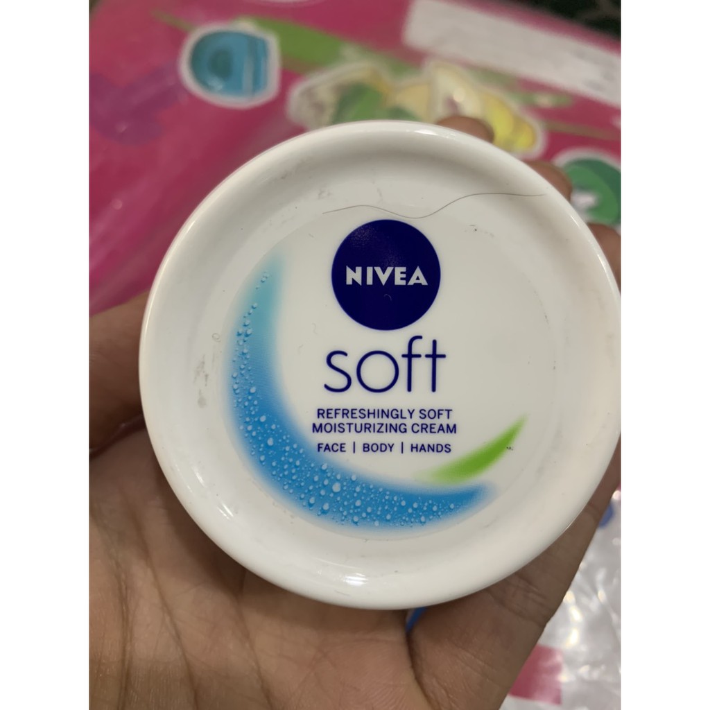 Kem dưỡng da mặt và toàn thân chống nẻ Nivea Soft 50ml