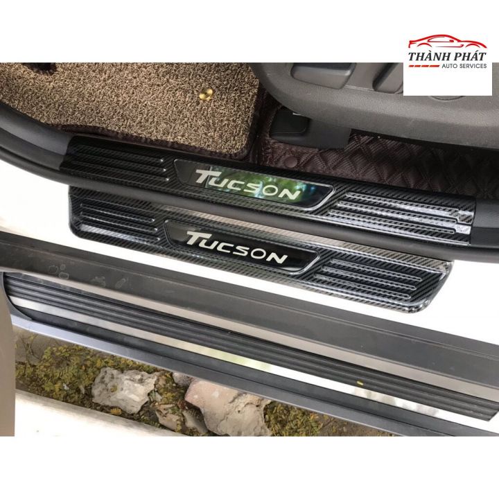 Ốp Bậc Cửa, Bậc Giẫm Carbon Hyundai Tucson 2017 2018 2019 2020 2021