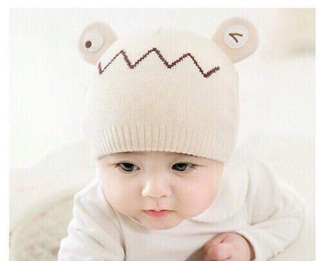 Mũ len mắt ếch bé trai và bé gái đều đội được.