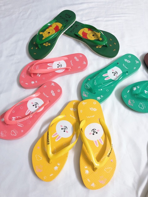 Dép kẹp nhựa xốp hoạ tiết