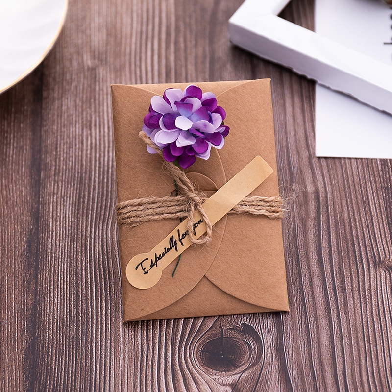 Thiệp Giấy Kraft Đựng Hoa Khô Phong Cách Cổ Điển Sáng Tạo Dùng Làm Quà Tặng Sinh Nhật/Chúc Mừng 2010/ 2011