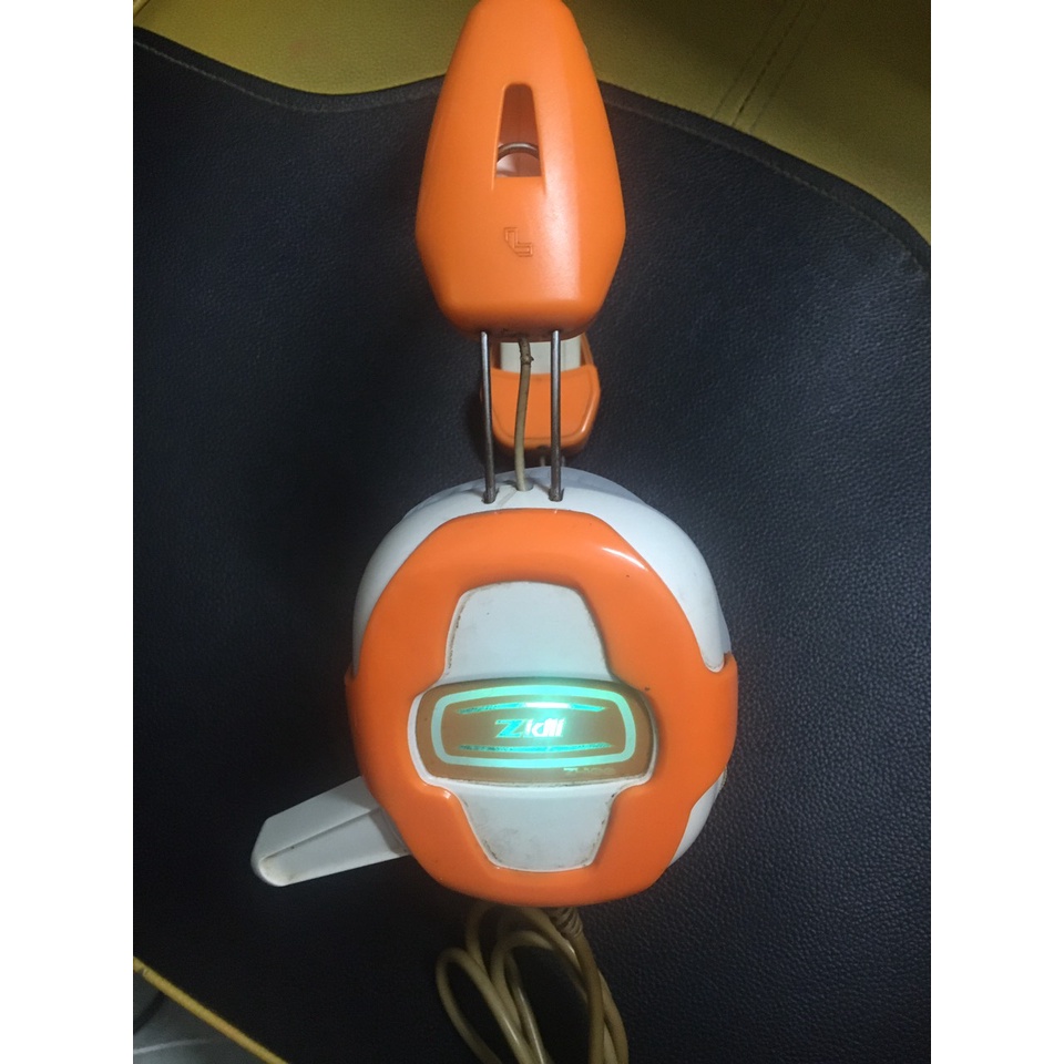 Tai nghe có đèn led hàng thanh lý nét vẫn dùng tốt thanh lý giá rẻ