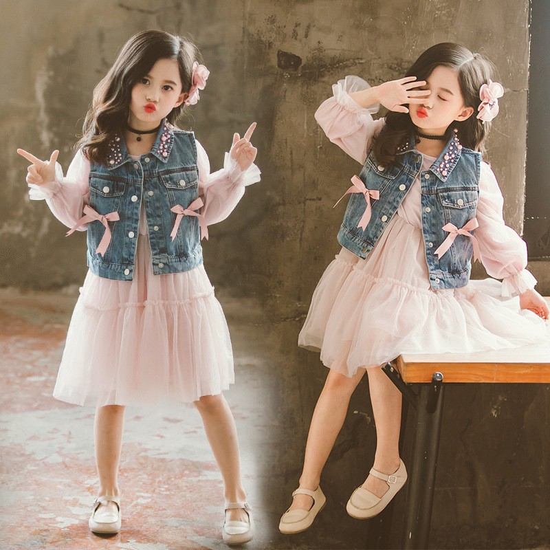 Set áo sát nách + đầm denim cho bé gái
