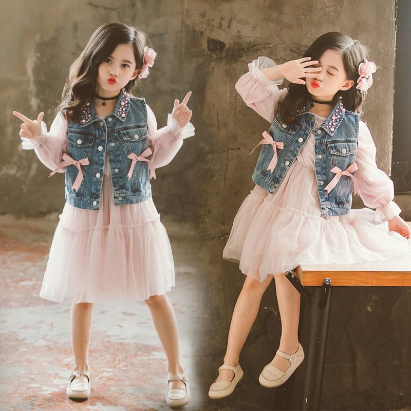Set áo sát nách + đầm denim cho bé gái