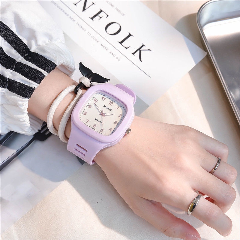 Đồng Hồ Đeo Tay Mặt Vuông Màu Xanh Bạc Hà Phong Cách Mới Cho Nữ Sinh