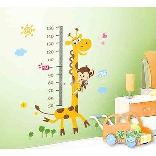 Decal dán tường đo chiều coa hươu bé