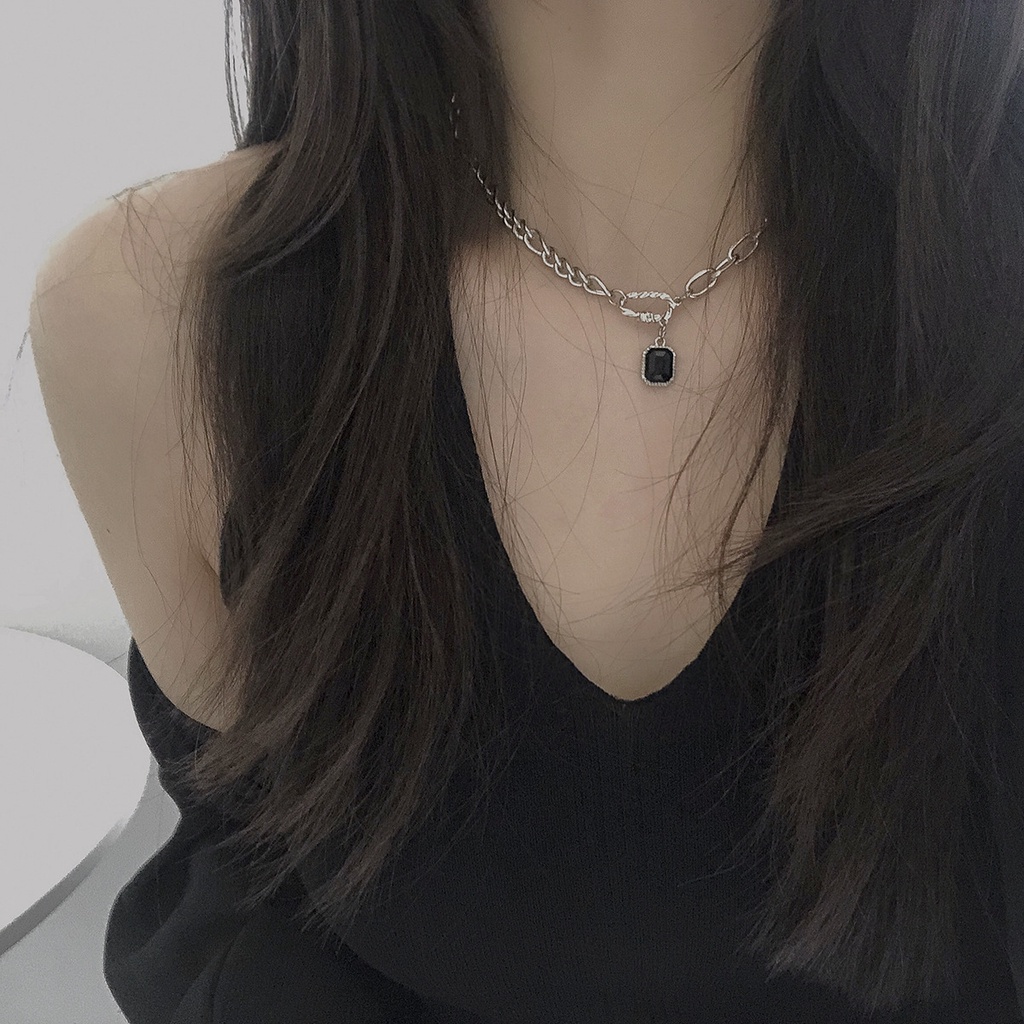 Vòng cổ Mặt Vuông Đen Đính Đá Zircon Phong Cách Hip Hop Đơn Giản Cho Nữ