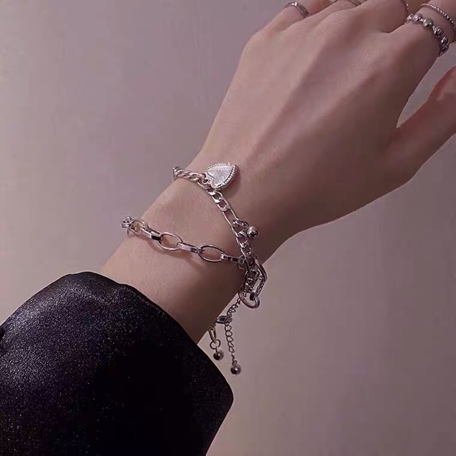 Vòng tay trái tim đáng yêu (có sẵn)