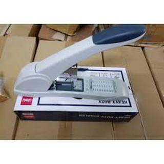 Dập ghim đại deli 395 - 240 tờ