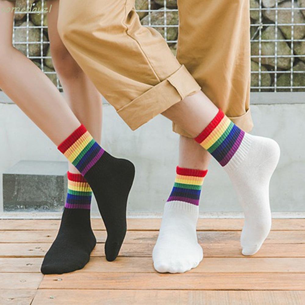 Vớ cotton kẻ sọc màu cầu vồng dành cho cả nam và nữ