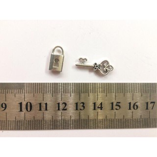 Mặt vòng handmade cực chất - charm bạc