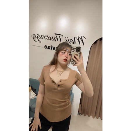 Áo Cổ U Trụ 2 Nút Maii Thươngg Bigsize | BigBuy360 - bigbuy360.vn