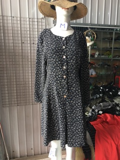 set đầm 2400 kèm km