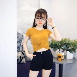 Áo croptop xoắn eo điệu đà