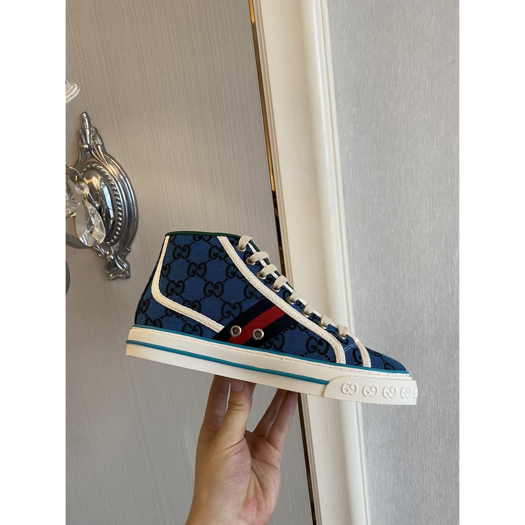 Giày sneakers cao cổ nữ da thật GUCCI GG GC họa tiết cổ điển kết hợp hài hòa với kiểu dáng trẻ trung, năng động