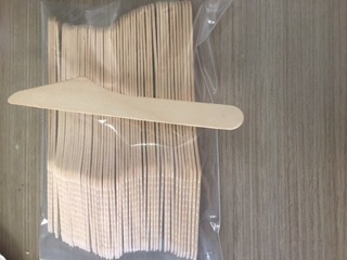 Dao gỗ dùng 1 lần (50 cái /1 túi)