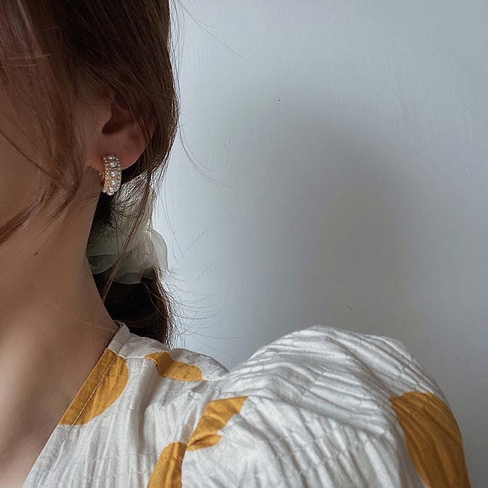 Hoa Tai Dạng Vòng Thời Trang Dành Cho Nữ