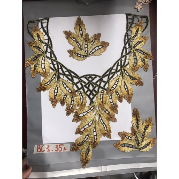 Ren bộ cổ và 2 tay thêu