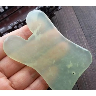 Ngọc thạch cạo gió mặt