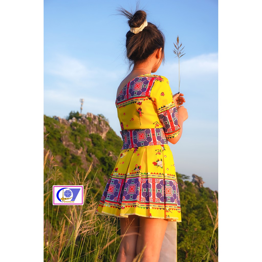Trang phục bộ dân tộc mông cực xinh ( có đầy đủ các size vừa từ nhỏ đến lớn ) - shop hmong
