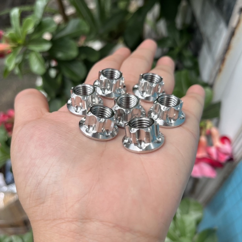 Tán hở 6-8-10- 12li inox 304 cho xe máy