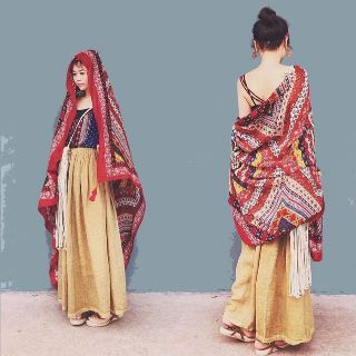 Khăn choàng boho thổ cẩm đi biển