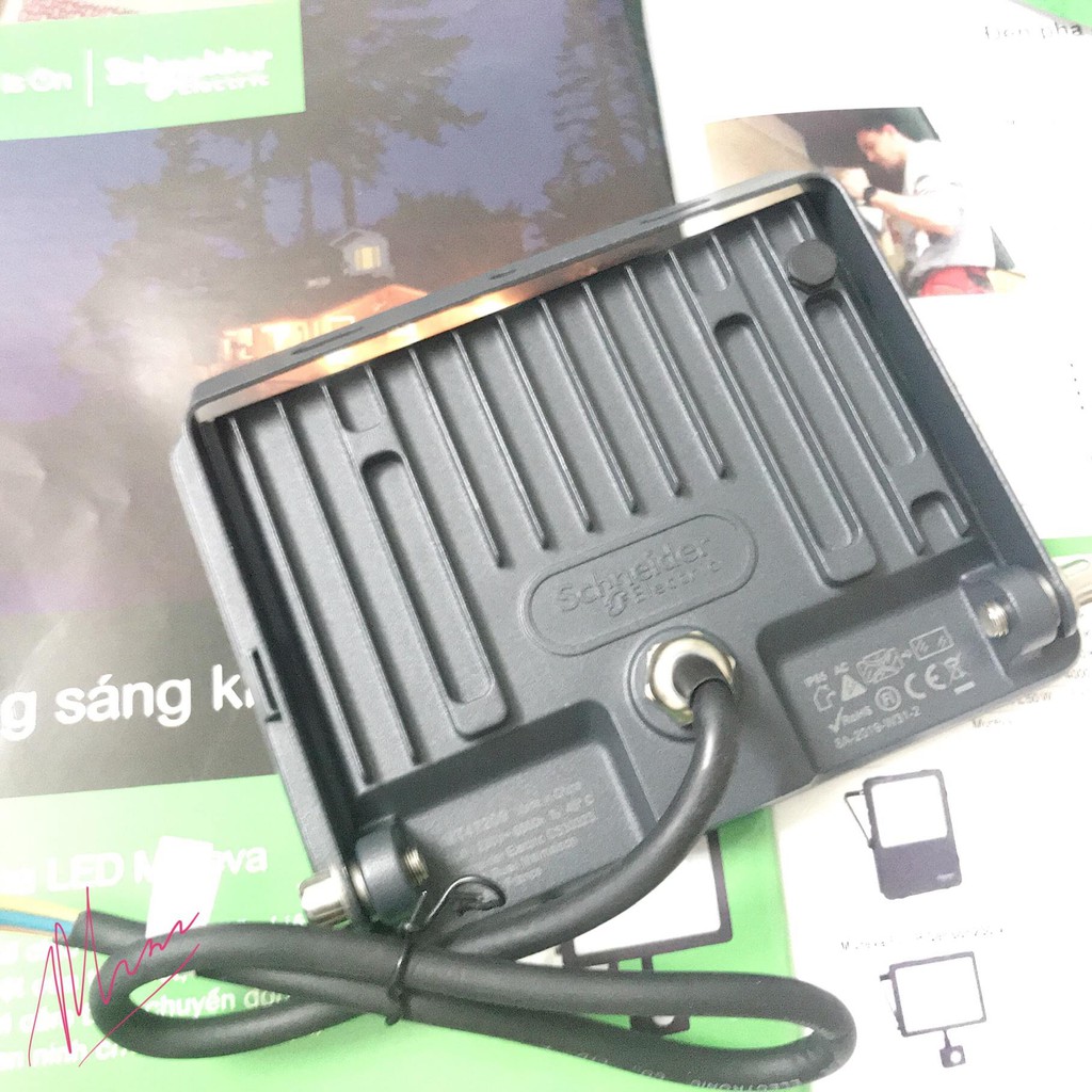 Đèn pha Led Mureva FL công suất 20w 30w 50w |thương hiệu Schneider - Pháp chính hãng|