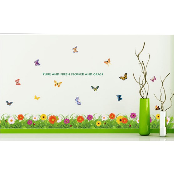 Decal trang trí Hoa Cúc dại cùng Bướm