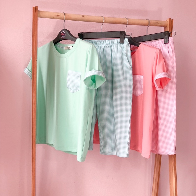 Bộ mặc nhà nữ , chất cotton mịn mát, phối tay gập túi ngực, áo cộc tay quần ngố chất thô mềm