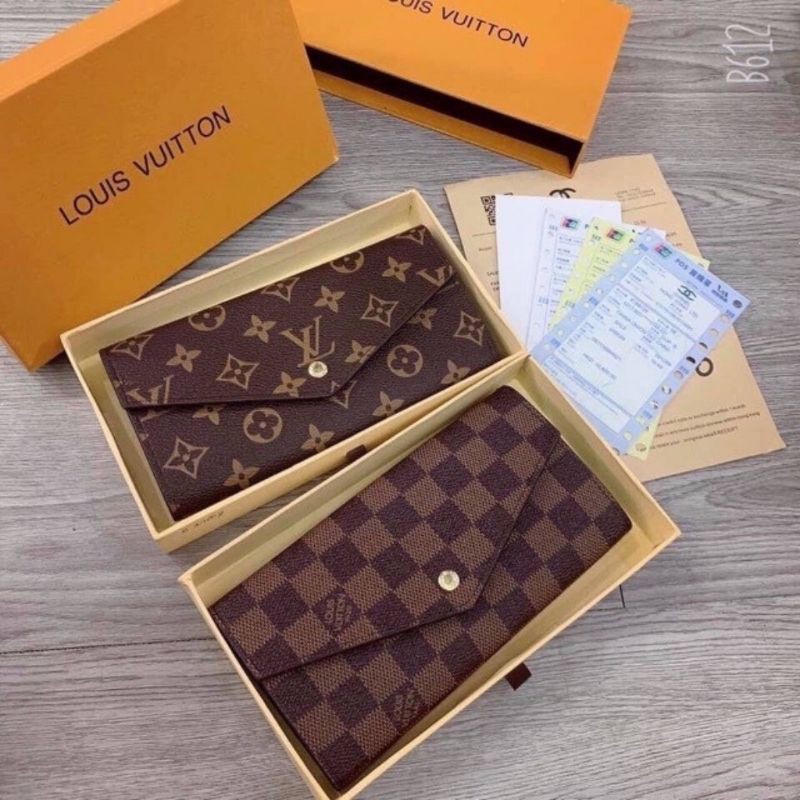Ví Dài Nữ Dáng Gập Bì Thư Hàng Full Box Nhiều Ngăn sang chảnh phù hợp mọi lứa tuổi
