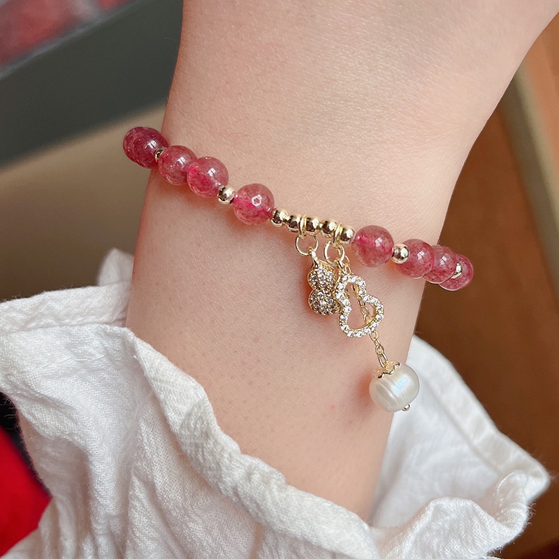 [Hàng Mới Về] Vòng Tay Treo Đính Pha Lê Hồng Họa Tiết Quả Dâu/ Hồ Lô Thời Trang Mùa Hè Cho Nữ