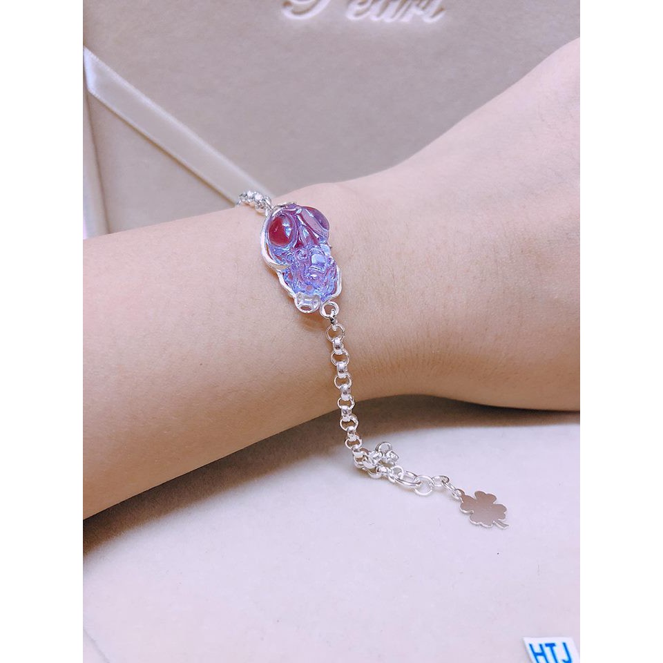 Lắc tay tỳ hưu bạc