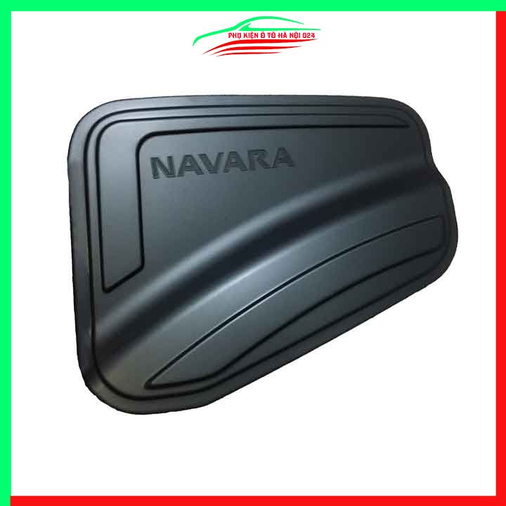 Ốp nắp xăng Navara 2022-2023 nhựa đen bảo vệ chống trầy trang trí ô tô