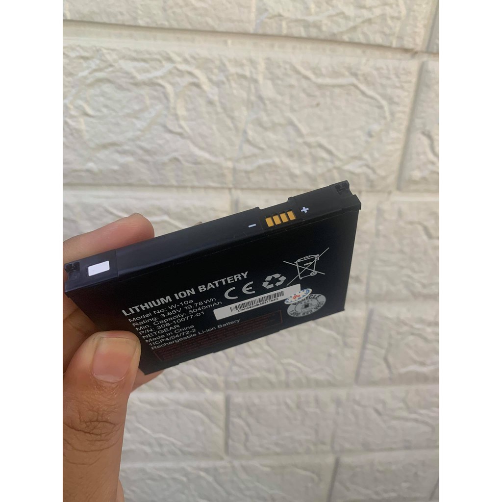 Pin cục phát Wifi Netgear MR2100  chính hãng. Dung lượng 5040mAh new