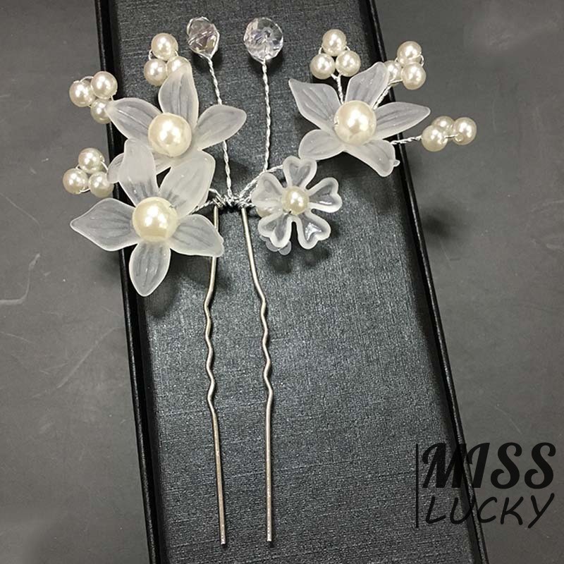 Phụ kiện tóc thời trang thanh tú cho cô dâu